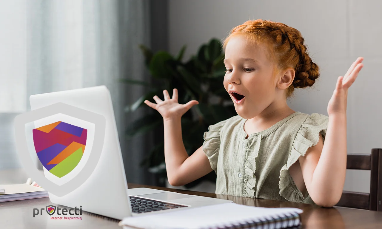 Zdjęcie pary przeglądającej Internet. Główne zdjęcie prezentacji usług.